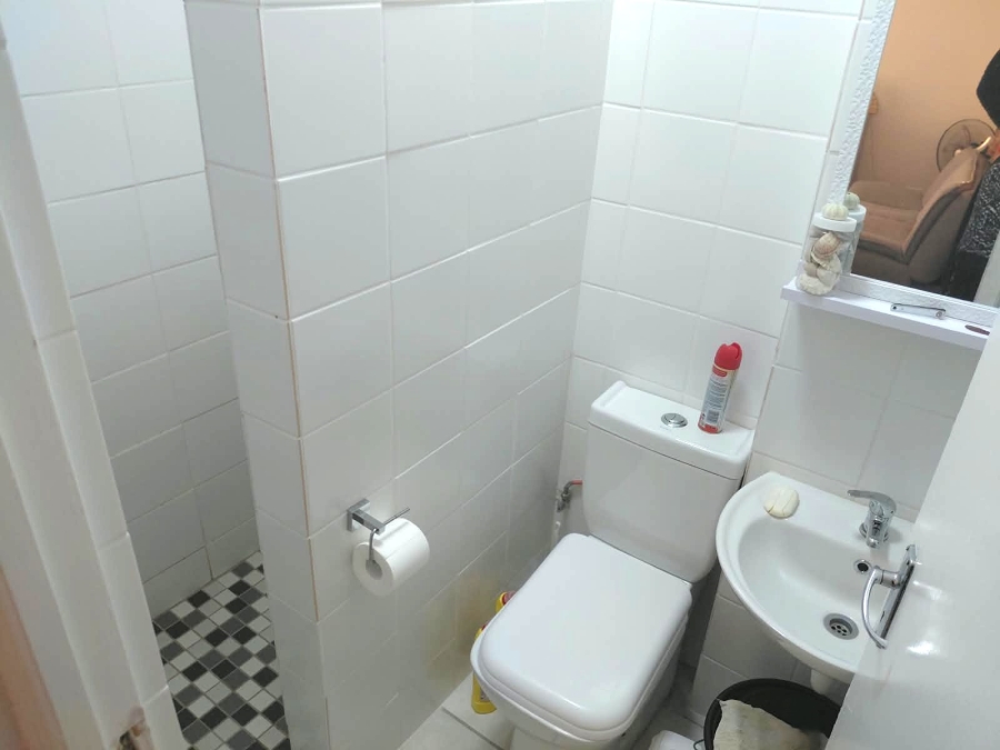 To Let 2 Bedroom Property for Rent in West Riding Western Cape